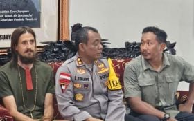 Puji Tuhan, Pilot Susi Air Akhirnya Dibebaskan KKB Setelah Disandera Setahun Lebih - JPNN.com Papua