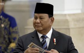 Sindiran Presiden Prabowo Terhadap Pihak yang Mempermasalahkan ijazah Jokowi - JPNN.com Jateng