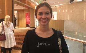 Setelah Wulan Guritno, Kini Giliran Yuki Kato yang Diperiksa soal Promosi Judi Online - JPNN.com Sumbar
