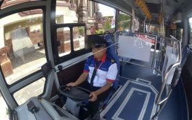 Mendengar Curhat Sopir Bus Trans Metro Dewata: Hanya Bisa Menunggu, Bikin Terenyuh - JPNN.com Bali