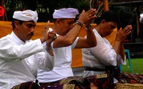 Piodalan Pura di Bali Rabu 2 Oktober 2024, Cek Jadwal & Lokasinya! - JPNN.com Bali