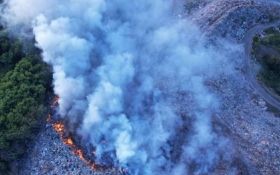 TPA Suwung Denpasar Kembali Terbakar Menjelang WWF, Lihat Penampakannya dari Udara - JPNN.com Bali