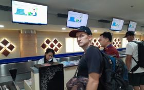 Bule Rusia Overstay 28 Hari, Tolak Bayar Denda, Lihat Tindakan Tegas Imigrasi Bali - JPNN.com Bali