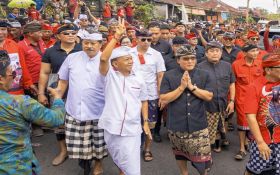 Warga Kintamani Minta Koster – Giri Membangun Gedung Parkir Pura Ulun Danu Batur - JPNN.com Bali