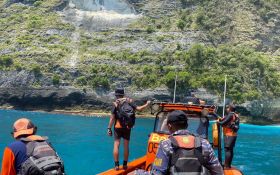 Pelajar Sumedang Jabar Hilang Terseret Ombak Pantai Kelingking Nusa Penida, OMG! - JPNN.com Bali