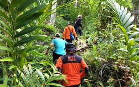 Warga Nusa Penida Hilang saat Cari Pakan Ternak, Tim SAR Turun Tangan - JPNN.com Bali