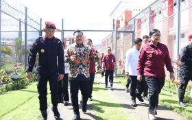 Wamenko Otto Hasibuan Mendadak ke Lapas Kerobokan, Sentil Pesan Presiden Prabowo - JPNN.com Bali