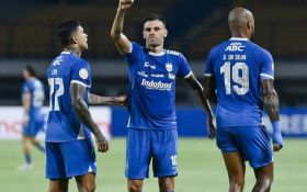 Teco Ketar-ketir Trio Penyerang Asing Persib, Statistiknya Mentereng - JPNN.com Bali