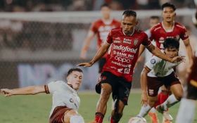 Mengulik Peran Baru Irfan Jaya: Otak Serangan Bali United, Pengganti Fadil Sausu? - JPNN.com Bali