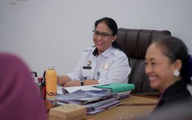 Kakanwil Gusti Putu Milawati Bahas Anak Berkewarganegaraan Ganda dengan HAKAN NTB - JPNN.com Bali