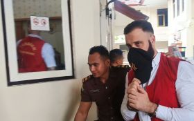 WNA Australia Penganiaya Bule Jerman di Bali Diganjar 6 Bulan Penjara, Lihat Tuh - JPNN.com Bali