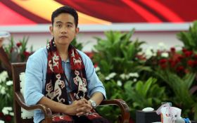 Arief Poyuono: Gibran Rakabuming Raka 98 Persen Presiden 2029! - JPNN.com Jabar
