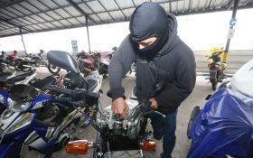 Motor Hilang di Parkiran Berkarcis RSI Ahmad Yani, Tawaran Ganti Rugi Tak Seimbang - JPNN.com Jatim