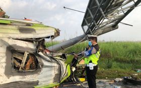 Korban Meninggal Kecelakaan Bus Ardiansyah Jadi 15, Polisi: Tambah 1 Anak Perempuan - JPNN.com Jatim