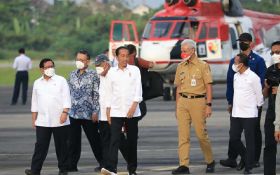 Jokowi & Ganjar Naik Helikopter ke KIT Batang, Ada Pesan Positif untuk Masyarakat - JPNN.com Jateng