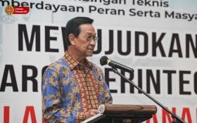 Sultan HB X: PKL tidak Boleh Kembali ke Selasar Malioboro - JPNN.com Jogja