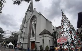 Sambut Libur Natal, Pemerintah Siagakan Ratusan Personel Gabungan di 141 Gereja se-Kabupaten Bekasi - JPNN.com Jabar