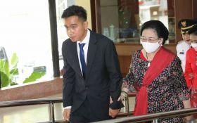 Digandeng Megawati, Gibran: Baca Saja Ekspresi Muka Saya - JPNN.com Jateng