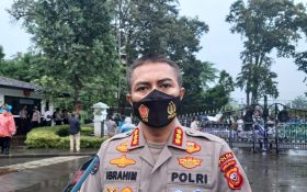 Pengendara Moge yang Serempet Santri di Ciamis Menyerahkan Diri ke Polisi - JPNN.com Jabar