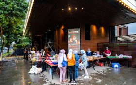 Dari Kolak Candil Hingga Es Buah Cirebon Ramaikan Pasar Takjil HW Group - JPNN.com Jabar