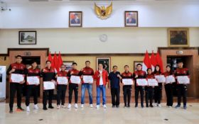 Wali Kota Eri Beri Bonus Atlet Surabaya Peraih Medali SEA Games Senilai 1,2 Miliar - JPNN.com Jatim