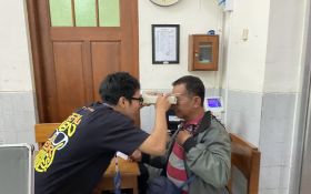 Wujud Bakti Kepada Guru, Palsinlui Adakan Pemeriksaan Kesehatan Gratis    - JPNN.com Jatim