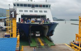 Jadwal Penyeberangan Kapal Feri Hari Ini dari Banten Menuju Lampung Melalui Pelabuhan Merak - JPNN.com Banten