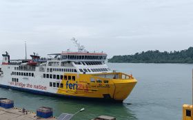 Jadwal Penyeberangan Kapal Feri Perlintasan Merak-Bakauheni di Awal Mei 2024 - JPNN.com Banten