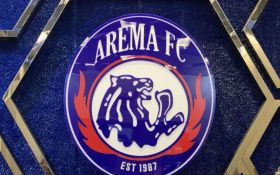 Berbenah, Arema FC Susun Komposisi Tim Pelatih Baru, 3 Asisten Dilepas - JPNN.com Jatim