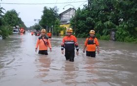 H-1 Lebaran 2024, Dua Kecamatan di Kabupaten Madiun Terendam Banjir - JPNN.com Jatim