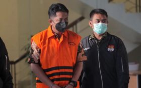 KPK Perpanjang Penahanan 2 Tersangka Korupsi BPPD Sidoarjo - JPNN.com Jatim
