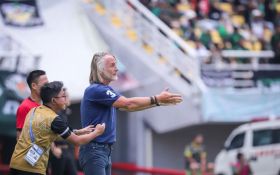 Pelatih Dewa United: Kemenangan Lawan Persebaya Berkat Pecahkan Strategi Lawan - JPNN.com Jatim