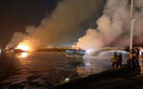 Kebakaran Kapal di Cilacap, Satu Orang Tewas, Innalillahi - JPNN.com Jateng