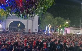Nobar Indonesia Vs Uzbekistan, Balai Kota Semarang Dipadati Ribuan Penonton - JPNN.com Jateng