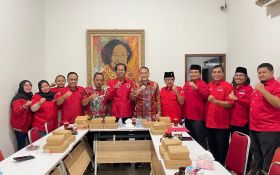 PDI Perjuangan Surabaya Buka Pendaftaran Pilkada 2024 Awal Mei, Eri-Armuji Daftar Pertama - JPNN.com Jatim