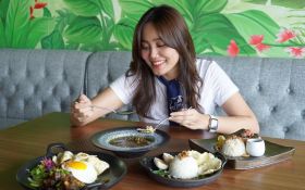 Hotel Bintang 5 di Surabaya Kenalkan 3 Menu Khas, Rawon Kikil-Pan Seared Salmon - JPNN.com Jatim