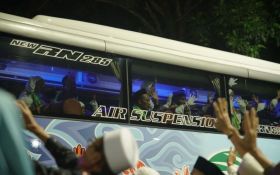 432 Calon Jemaah Haji Asal Garut Sudah Berangkat Menuju Embarkasi Bekasi - JPNN.com Jabar