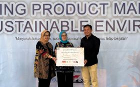 Mahasiswa Magister Unair Kenalkan Karya Kain Ecoprint Siswa YPAC Surabaya - JPNN.com Jatim
