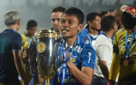 Dedi Kusnandar Gelar Persib Juara untuk Almarhum Ayah - JPNN.com Jabar