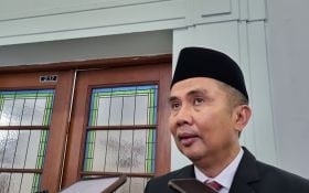 Bey Machmudin Ingatkan Bobotoh Tak Lakukan Aksi 'Kampungan' Dengan Sweeping Kendaraan Plat Jakarta! - JPNN.com Jabar