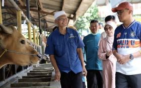 IBH Sumbangkan Puluhan Hewan Kurban ke 11 Kecamatan di Kota Depok - JPNN.com Jabar
