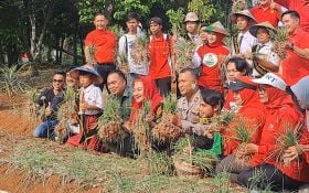 Mbak Ita Panen 400 Kilogram Bawang Merah: Kota Semarang Daulat Pangan - JPNN.com Jateng