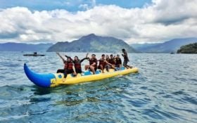 Wisatawan Asal Blitar Meninggal Seusai Bermain Banana Boat di Pantai Trenggalek - JPNN.com Jatim