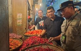 Datang ke Pasar Bogor, Bapanas Pastikan Ketersediaan Bahan Pokok Aman - JPNN.com Jabar