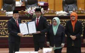 DPRD & Pemkot Surabaya Setujui RPJPD 2025-2045 untuk Pembangunan Strategis 20 Tahun - JPNN.com Jatim