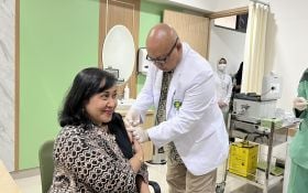 Ratusan Nakes RS Hermina Depok Ikuti Vaksinasi Influenza - JPNN.com Jabar