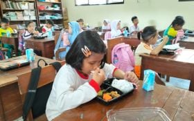 Gibran Buka Peluang Bagi Perusahan Swasta yang Mau Ikuti Program Makan Bergizi Gratis  - JPNN.com Jateng