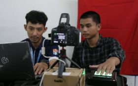 Disdukcapil Karawang Kebut Perekaman e-KTP untuk Pemilih Pemula - JPNN.com Jabar