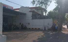 Minimarket di Pucang Anom Surabaya Dibobol Maling, Mesin ATM Dijebol - JPNN.com Jatim