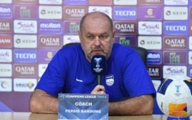 Bojan Hodak Pastikan Penyerang Persib David da Silva Masih Absen di Laga ACL 2 - JPNN.com Jabar